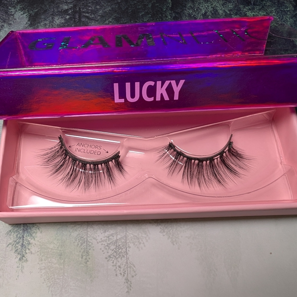 Glamnetic Lucky False Lashes Wispy Magnetic Natural